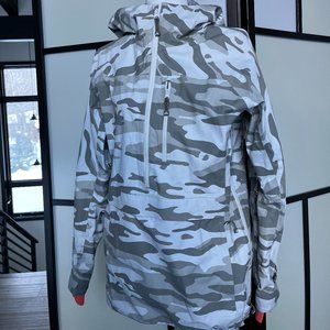 Strafe Women's Medium Hooded Grey Camo Pullover Shell Jacket